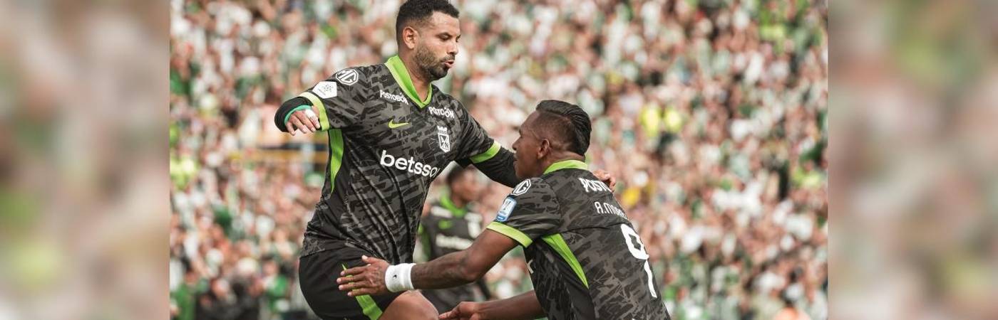 Edwin Cardona (izq.) y Alfredo Morelos (der.). FOTO: ATLÉTICO NACIONAL