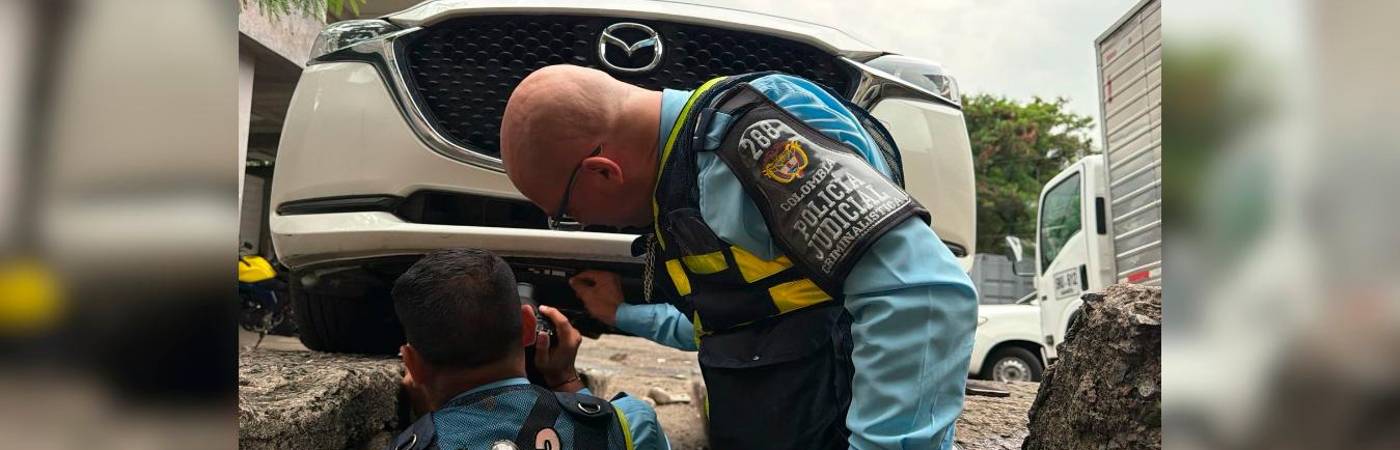 En uno de los casos, las autoridades hallaron e inmovilizaron el vehículo que arrolló a un hombre y la mujer que lo conducía fue vinculada a la investigación. FOTO: CORTESÍA