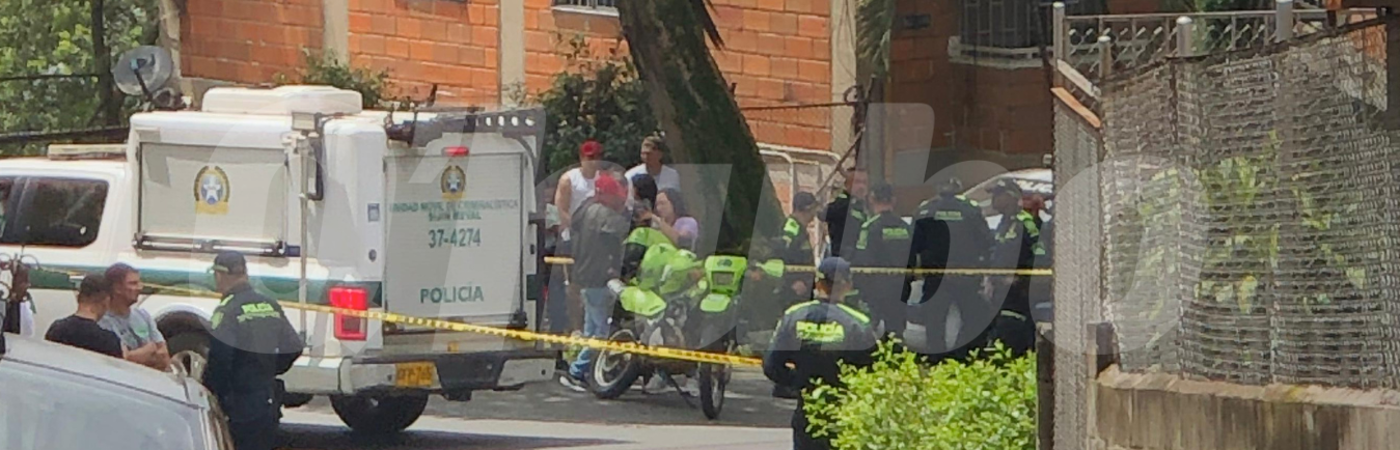 Policía de civil disparó contra atracador en medio de robo en Bello 