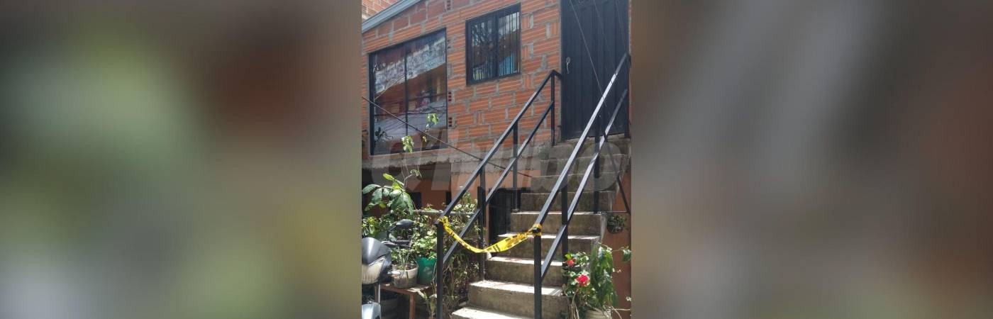 En esta vivienda ocurrió el crimen de Carlos Andrés Sánchez Arenas. FOTO: GUILLERMO LEÓN OSPINA MUÑOZ