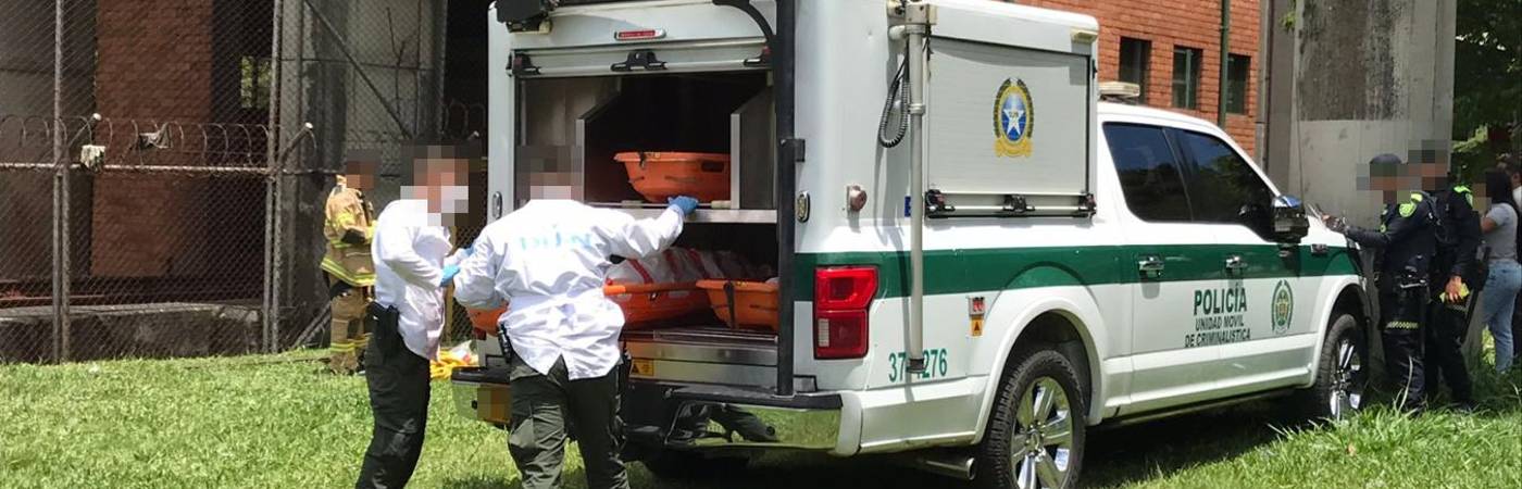 La Sijín de la Policía en el lugar del hallazgo. FOTO: LAURA ROSA JIMÉNEZ VALENCIA