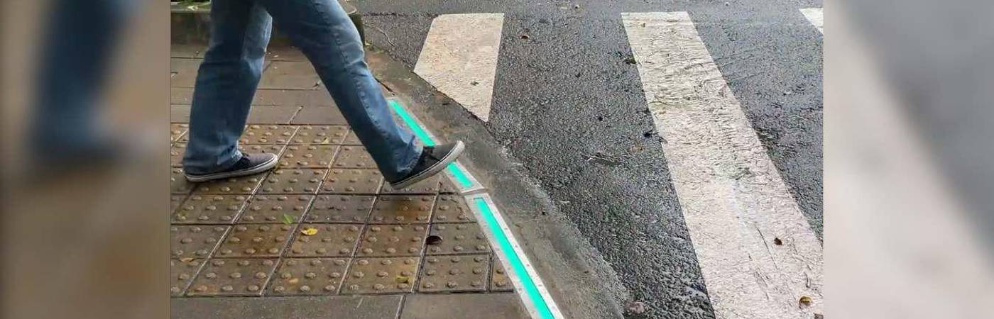 Instalaron semáforos de piso y gabinetes a prueba de robos en Medellín 