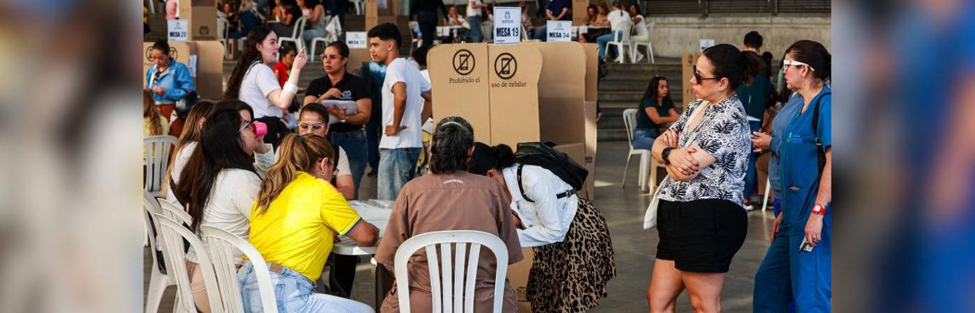 Durante las votaciones de segunda vuelta en Antioquia no se presentaron alteraciones al orden público. FOTO: MANUEL SALDARRIAGA