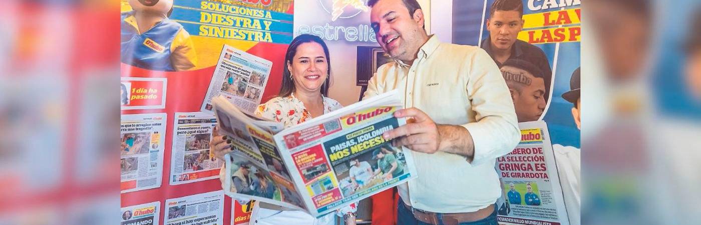 Q’HUBO y Estrella Estéreo se juntaron en la casita del Pueblito Paisa para dar inicio a esta unión. En la foto: Beatriz López Correa, gerente general (e) de la casa editorial El Colombiano; y Jesús Atilano Ramos Kleber, gerente general de Estrella Grupo Empresarial.