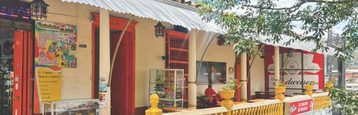 En la casa de la familia Araque Betancur ahora funcionan también un café y un local de variedades. FOTO: YESSICA PÉREZ