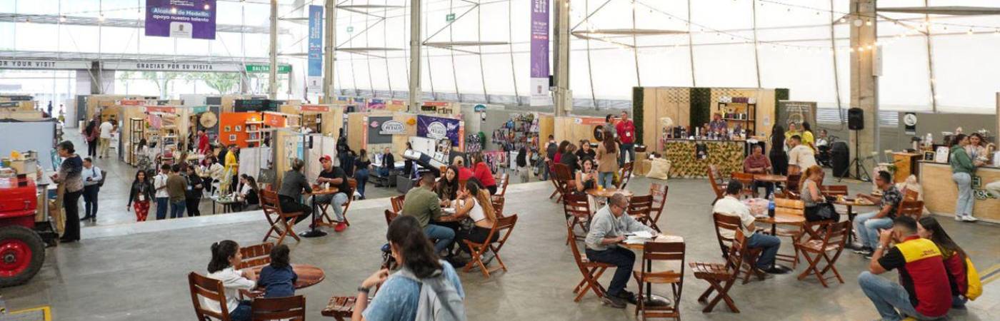 En la Feria Empresarial y del Emprendimiento participarán 95 expositores apoyados por la Alcaldía de Medellín, quienes hacen parte de los programas Mercados Campesinos y Hecho en Medellín. / FOTO: CORTESÍA ALCALDÍA DE MEDELLÍN