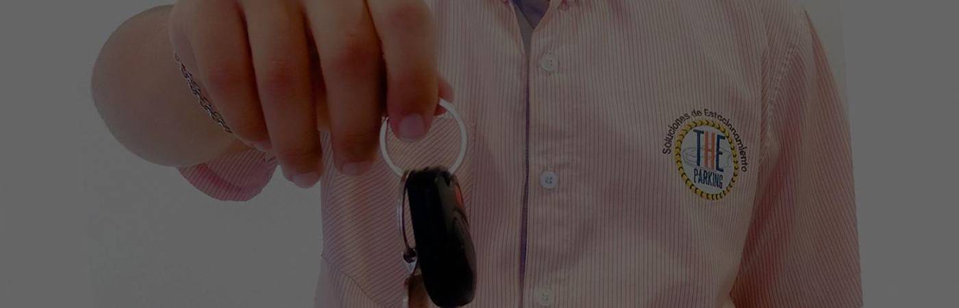 Una oportunidad de conseguir empleo brinda esta empresa del sector automotriz, dedicada al estacionamiento. Si le interesa postúlese. / FOTO: CORTESÍA THE PARKING