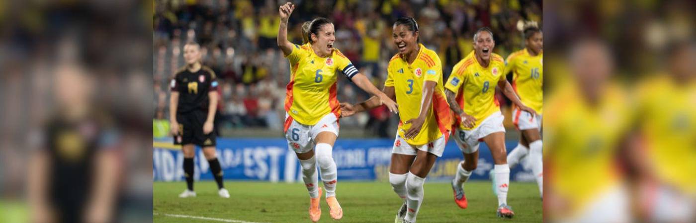 La capitana Daniela Montoya (Izq.) viene de anotar y asistir ante Perú por la 1.° fecha. /FOTO: JUAN ANTONIO SÁNCHEZ