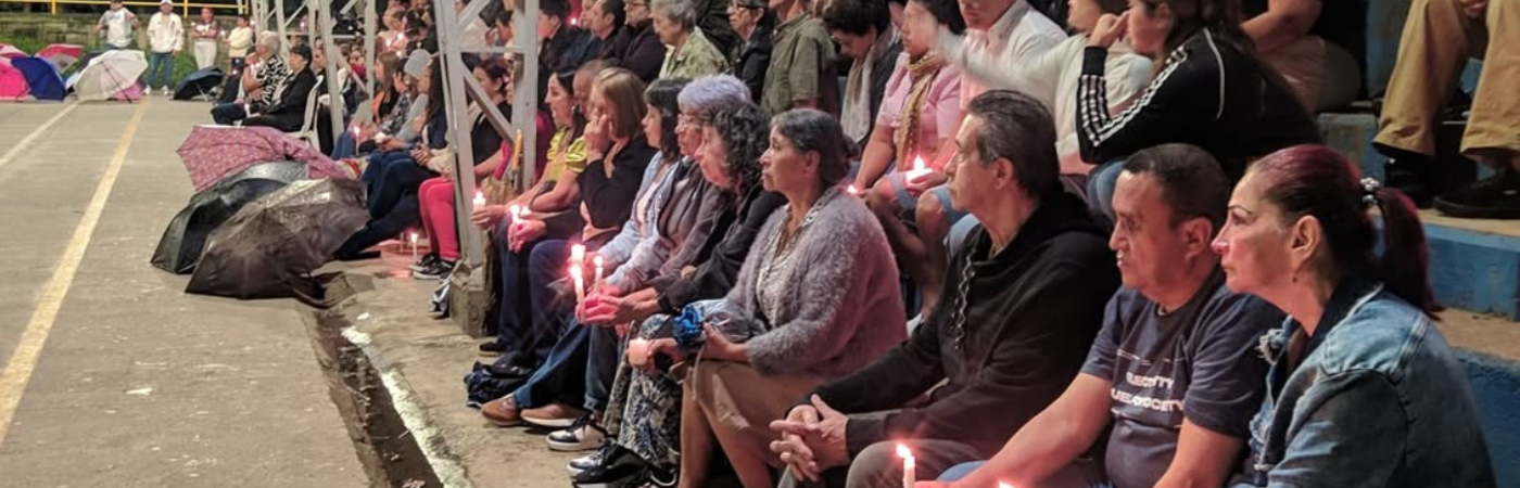 Velatón en Itagüí por adultos mayores que murieron en la explosión