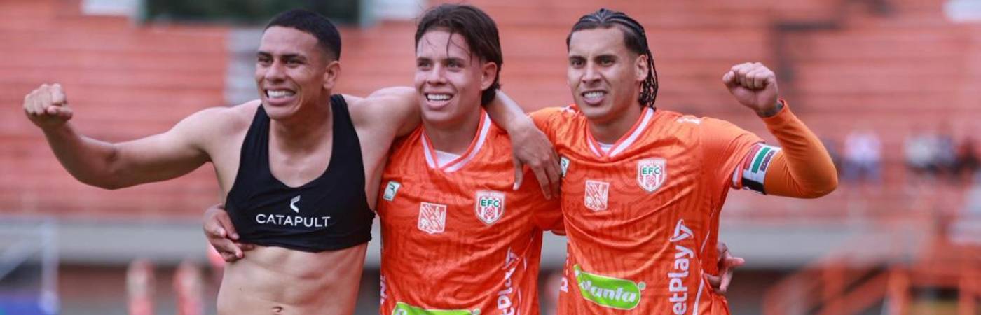De izq. a der.: Stiwart Acuña, Juan Aristizábak y Edison López. FOTO: MANUEL SALDARRIAGA