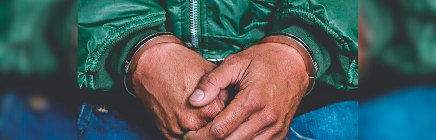 Los dos uniformados fueron capturados y acusados por el delito de concusión. /FOTO: COLPRENSA