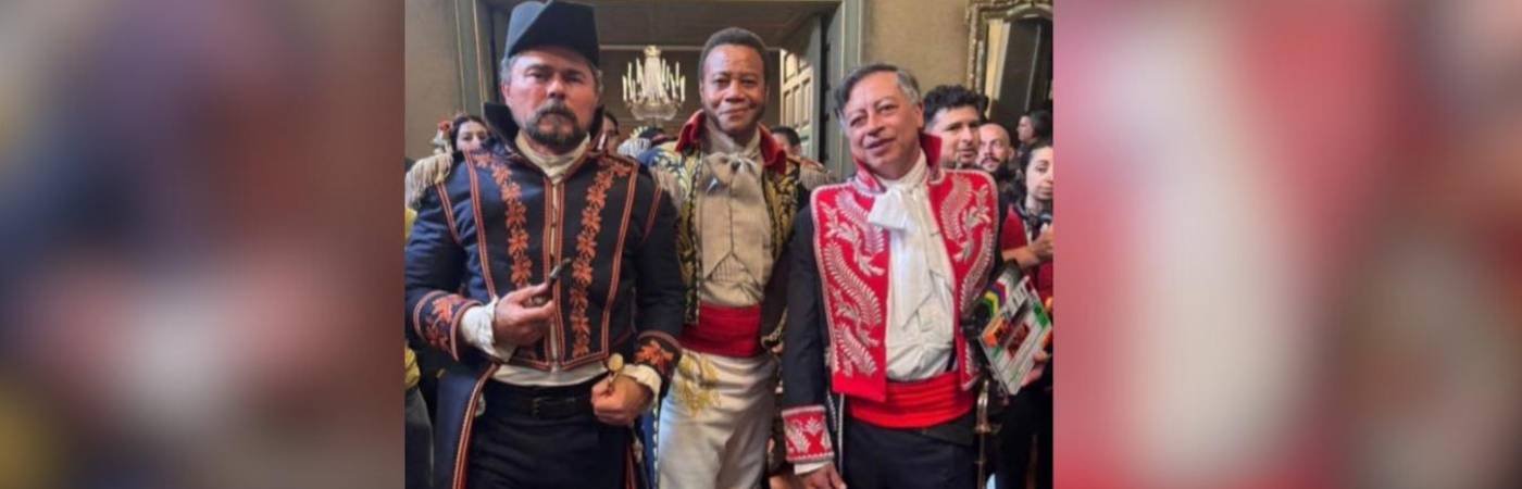 De izquierda a derecha: Lucho Velasco, Cuba Gording Jr y Gustavo Petro Foto: CAPTURA CARACOL RADIO
