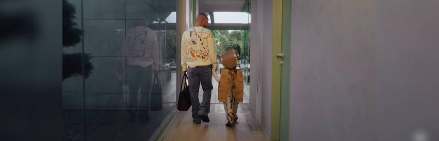 En la colaboración no podía faltar Rio, hijo del artista, con quien muestra de cerca el vínculo que comparten. FOTO: CAPTURA DE VIDEO INSTAGRAM @JBALVIN