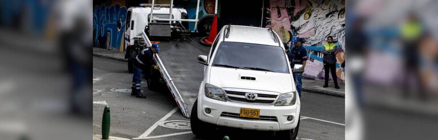 Este trámite gratuito está disponible para personas de los estratos 1, 2 y 3 de Medellín. / FOTO: ARCHIVO – JAIME PÉREZ