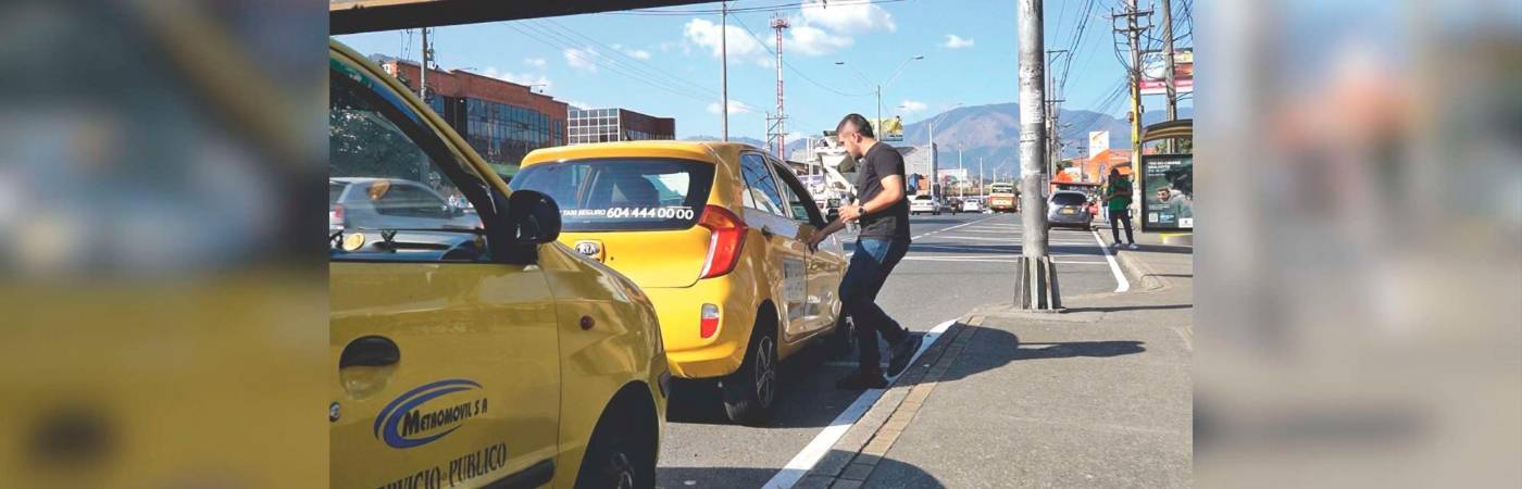 Para el cobro de la nueva tarifa, los taxistas deberán certificar la calibración del taxímetro en los CDA. /FOTO: CORTESÍA