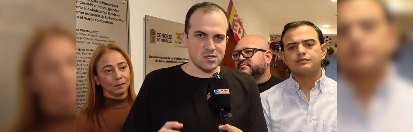 La denuncia fue realizada por los concejales Claudia Carrasquilla,Alejandro De Bedout, Andrés Rodríguez y Andrés Tobón. FOTO: TELEMEDELLÍN