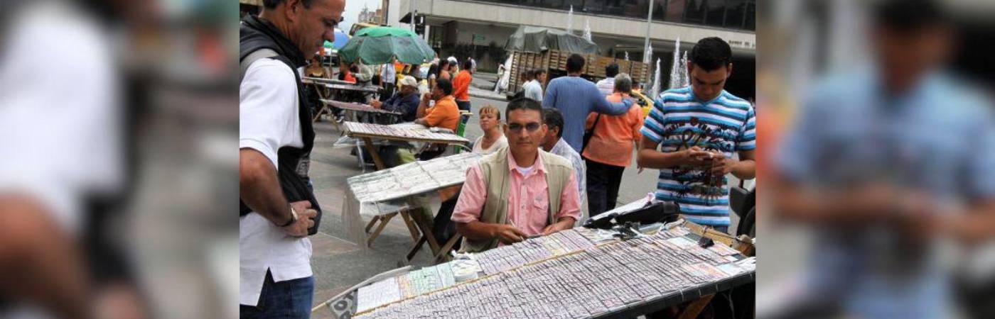 Loterías y chances en Medellín. / FOTO: JULIO HERRERA