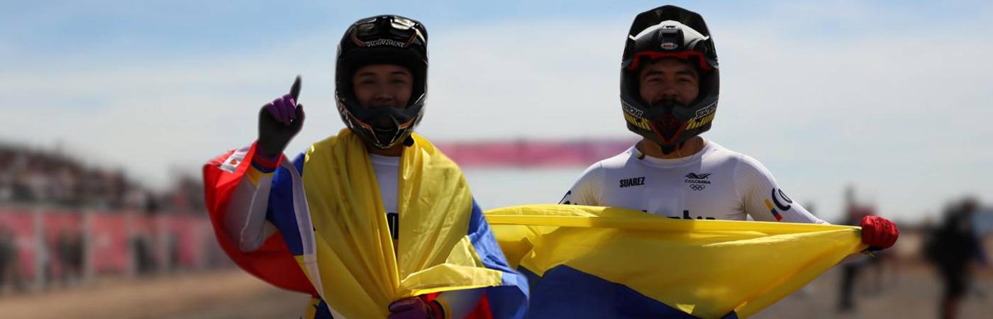 Nicole Foronda (izq.) y Carlos Carmona (der.), campeones suramericanos. FOTO: COC E INSTAGRAM