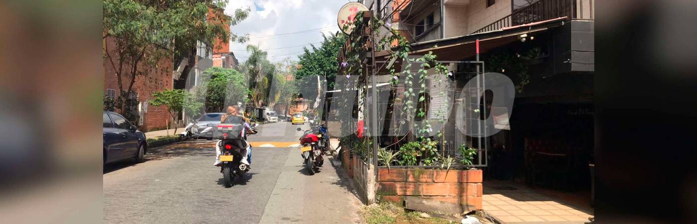 En un negocio ubicado en esta cuadra del barrio San Cayetano ocurrió el crimen. /FOTO: LAURA ROSA JIMÉNEZ VALENCIA