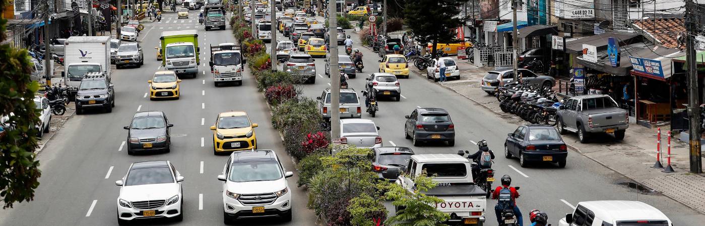 Movilidad en Medellín. FOTO: ARCHIVO - MANUEL SALDARRIAGA QUINTERO