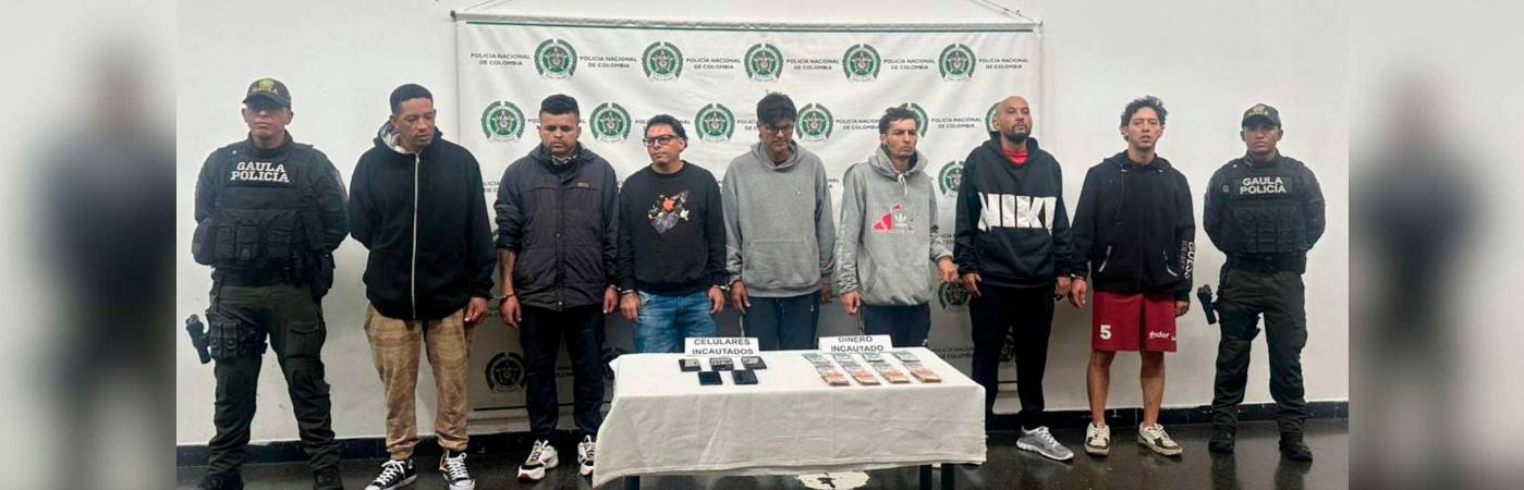 Los presuntos integrantes de la banda delincuencial los BJ o Chamizos tras ser capturados. /FOTO: CORTESÍA