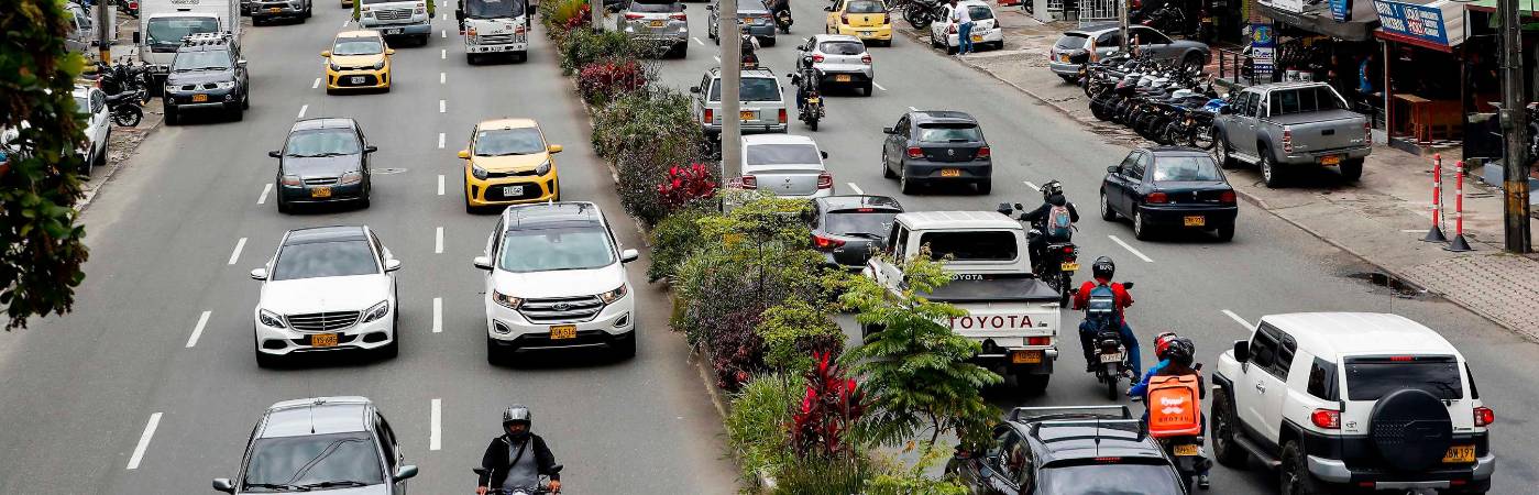 Movilidad en Medellín. /FOTO: MANUEL SALDARRIAGA.