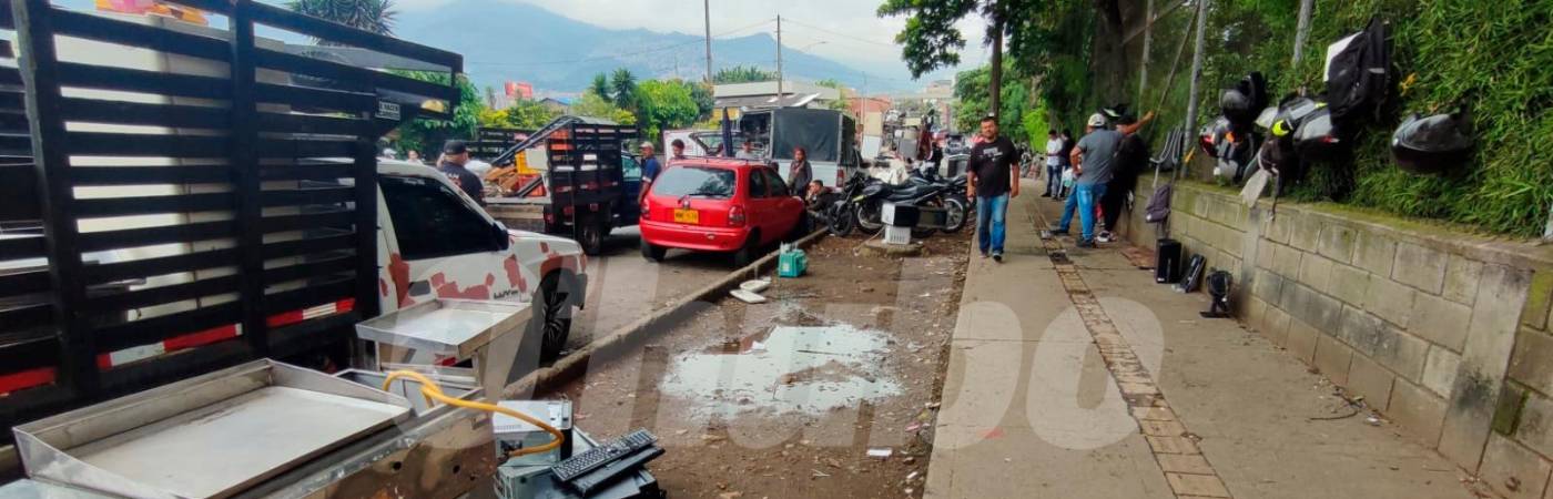 En este lugar, calle 54 con la carrera 59, entre el Sena y los parqueaderos de La Minorista, fue asesinado Wilson Antonio. /FOTO: ANDRÉS GARCÍA HERNÁNDEZ