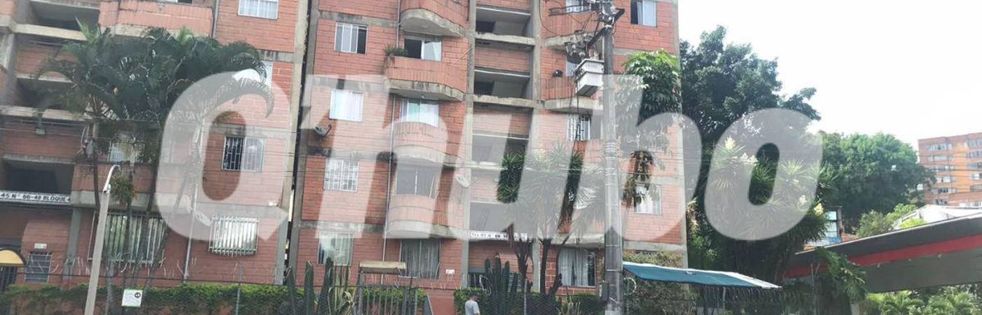 En el apartamento 101 de este bloque ocurrió el crimen de la adulta mayor. FOTO: LAURA ROSA JIMÉNEZ VALENCIA
