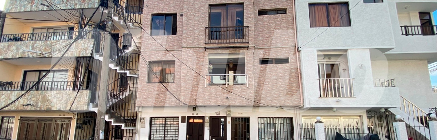 En este edificio del barrio Santa Lucía fue encontrado muerto el extranjero. /FOTO: ANDRÉS FELIPE OSORIO GARCÍA