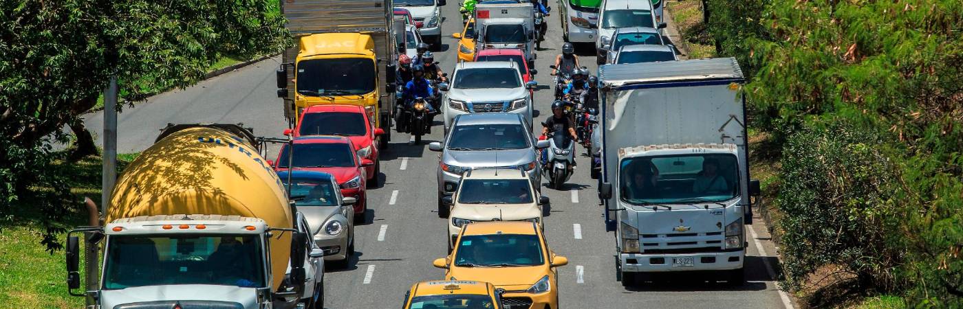 Movilidad en la capital antioqueña. /FOTO: ANDRÉS CAMILO SUÁREZ. 
