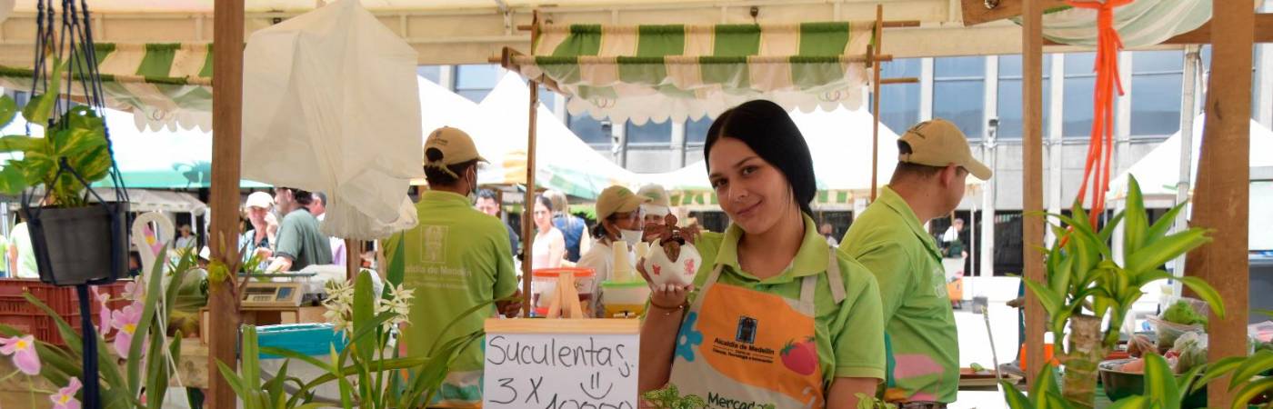 De acuerdo con Galeano, buscan fortalecer la relación con los corregimientos. / FOTO: ALCALDÍA DE MEDELLÍN