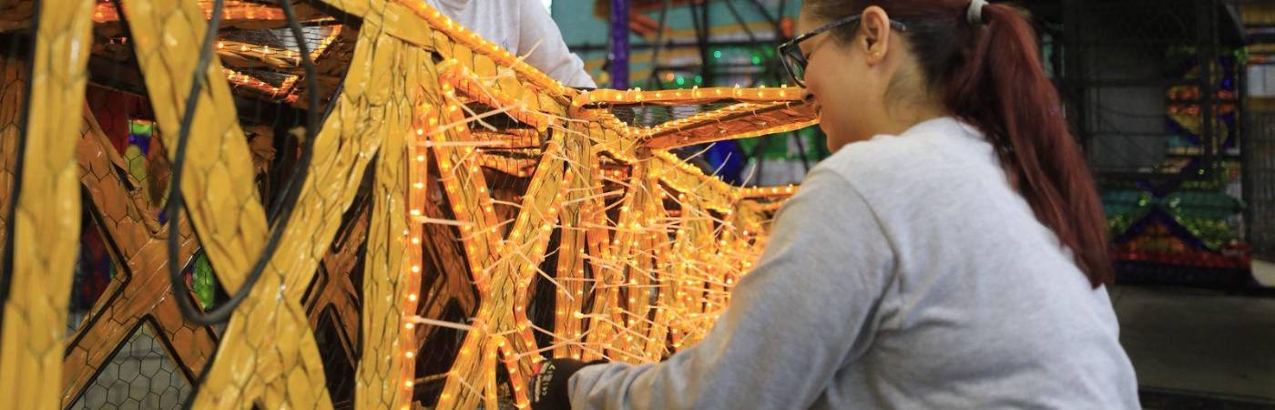 Más de 400 personas trabajaron en el ensamble de las figuras / FOTO: CAMILO SUÁREZ