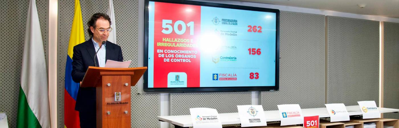 El alcalde de Medellín, Federico Gutiérrez, denunció presuntas irregularidades en la Admnitración de Daniel Quintero. /FOTO: CORTESÍA ALCADÍA DE MEDELLÍN 