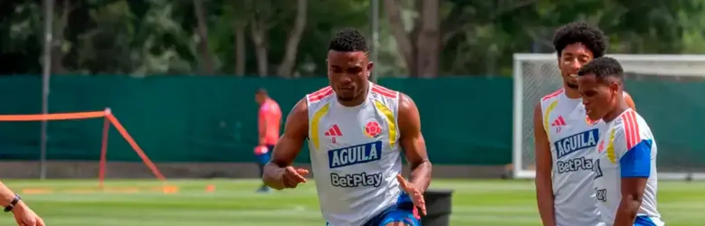 “Estoy listo”: Jhon Córdoba enciende la competencia en el ataque colombiano de cara al segundo partido mundialista