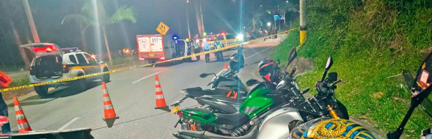 El accidente se presentó a la altura del primer mirador de Las Palmas. /FOTO: TOMADA DE REDES SOCIALES 