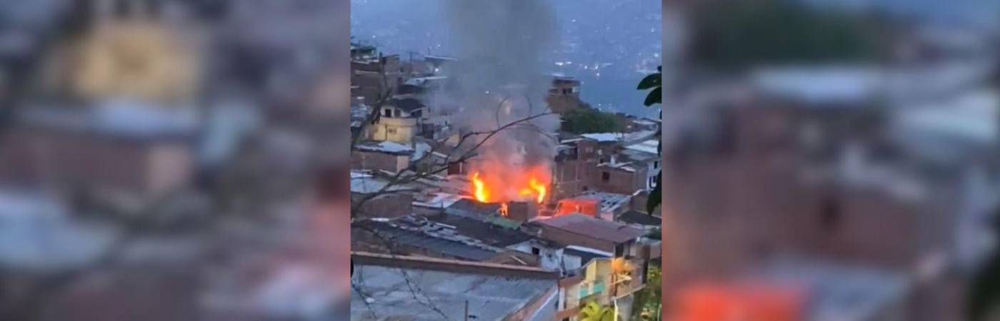 Las causas del incendio son materia de investigación. FOTO: CORTESÍA DENUNCIAS ANTIOQUIA