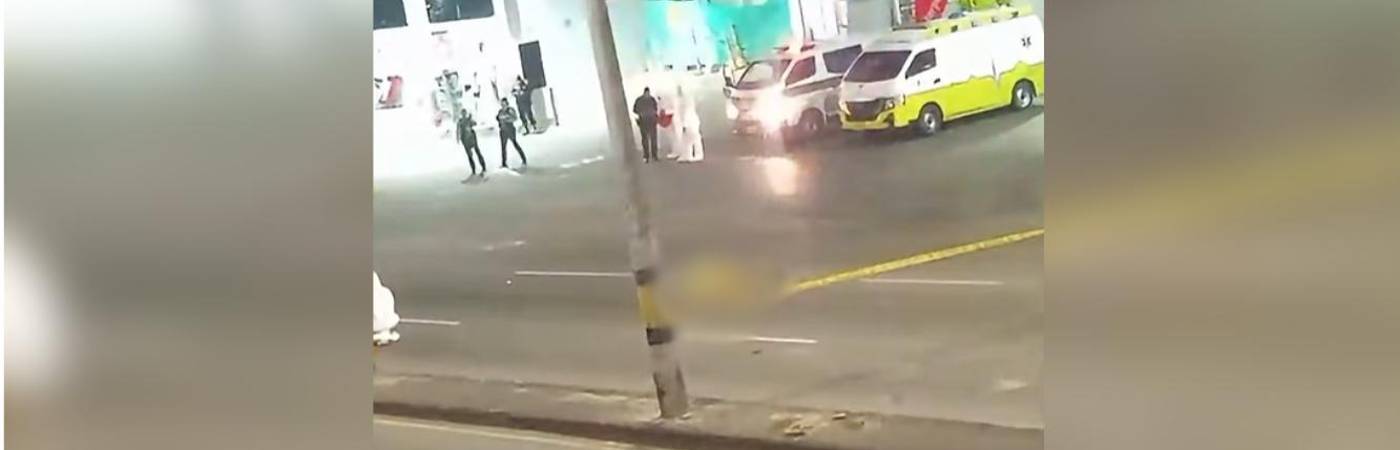 Levantamiento del cuerpo. FOTO: CAPTURA DE VIDEO TOMADA DE FACEBOOK PRENSA PAISA #LAORIGINAL