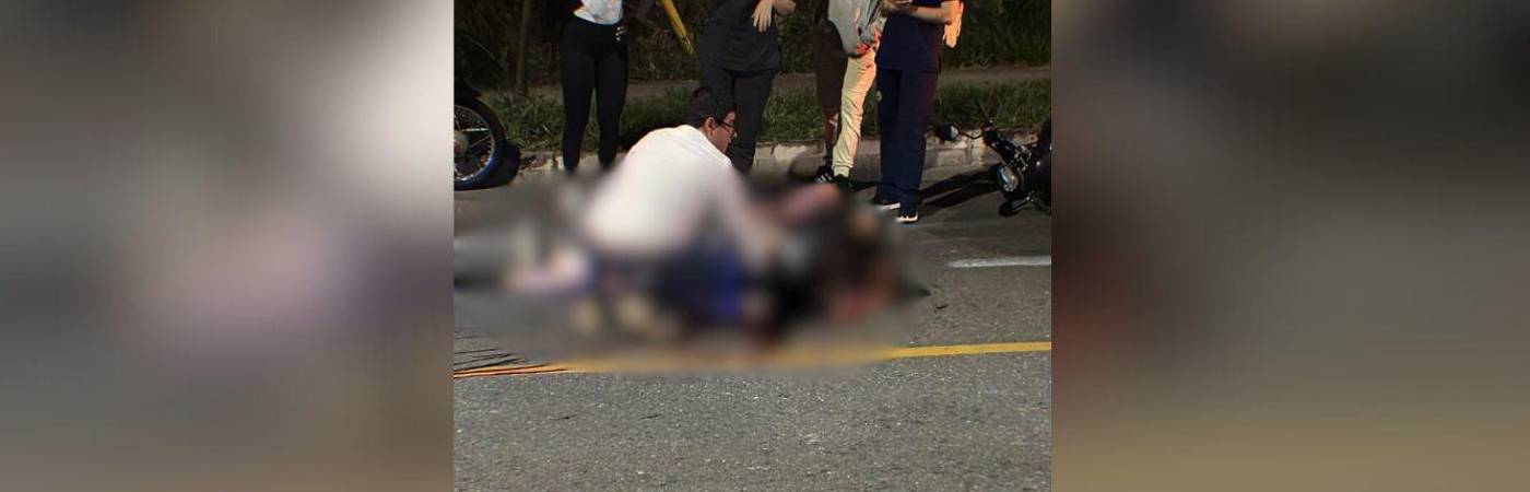 El joven se movilizaba con una menor de edad que también resultó herida. FOTO: CORTESÍA DENUNCIAS ANTIOQUIA