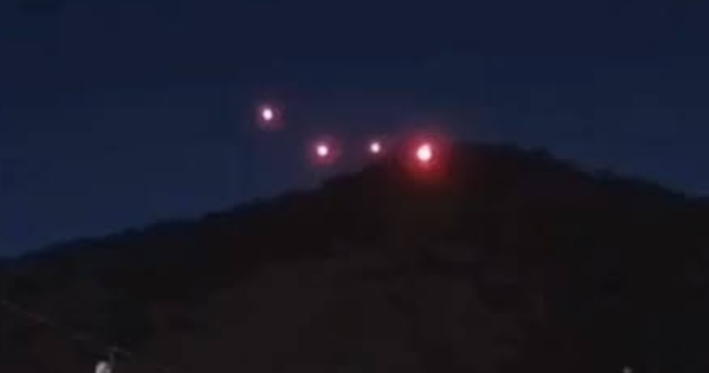 Bolas de fuego en Nuevo México. FOTO: CAPTURA DE VIDEO REDES SOCIALES