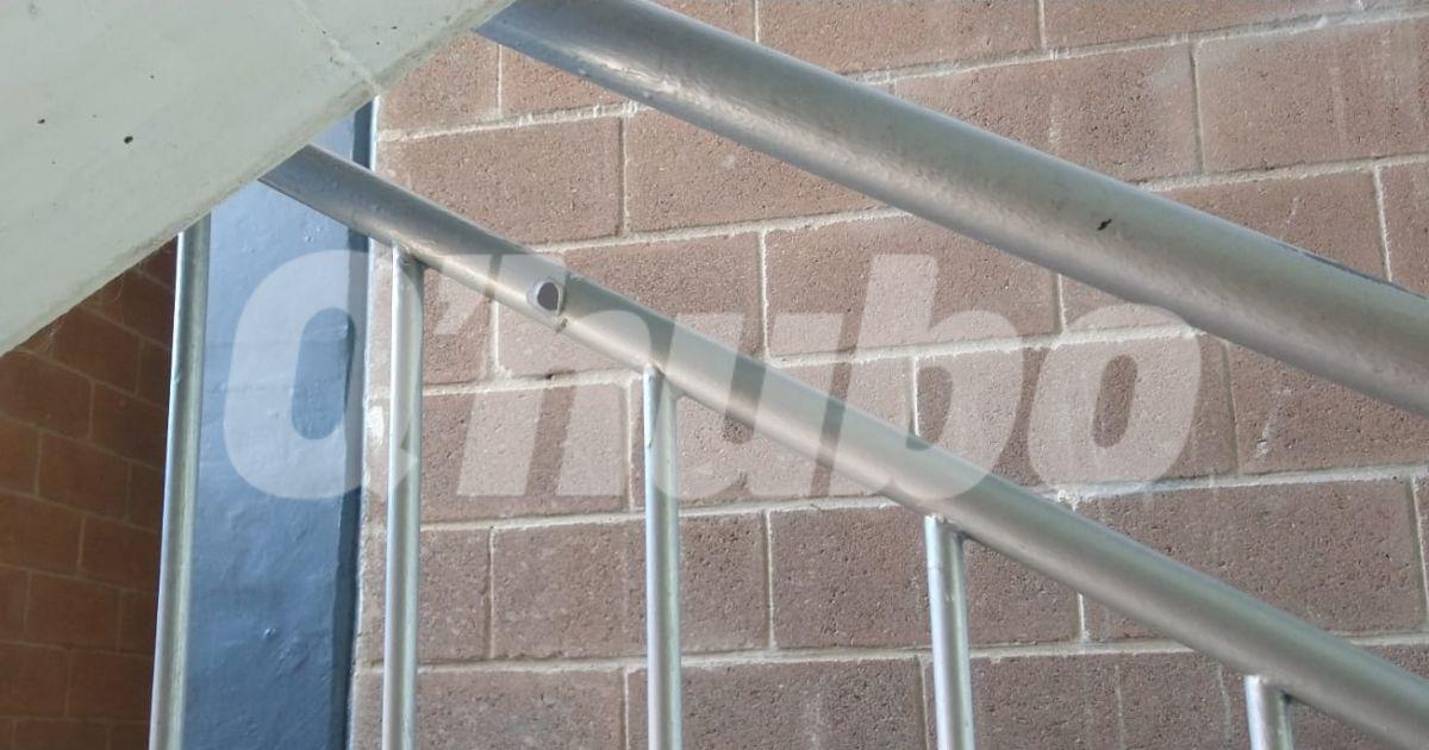 Evidencia de la balacera que hubo dentro de la edificación. FOTO: GUILLERMO LEÓN OSPINA MUÑOZ