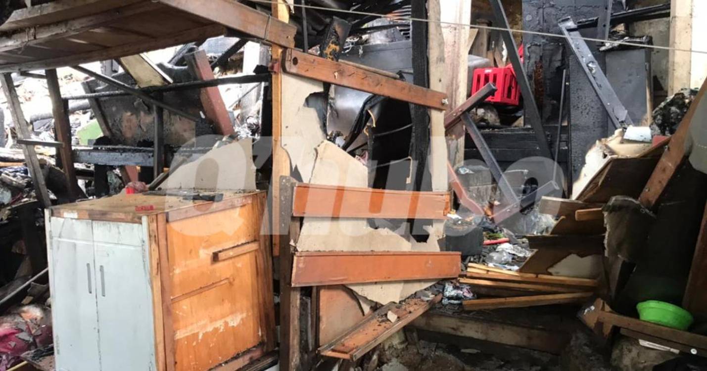 Afectaciones viviendas tras incendio en Manrique. FOTO: LAURA ROSA JIMÉNEZ