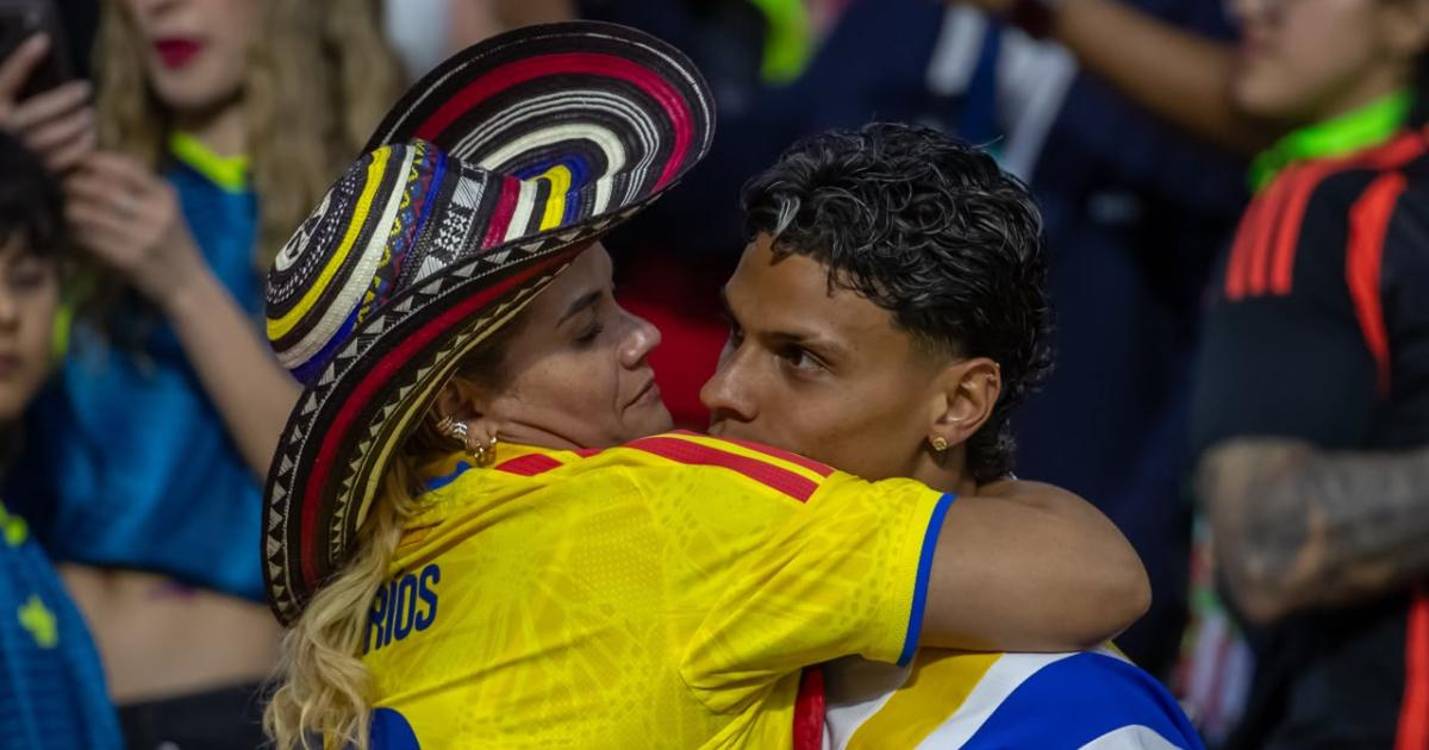 Richard Ríos y su madre. FOTO: JUAN ANTONIO SÁNCHEZ