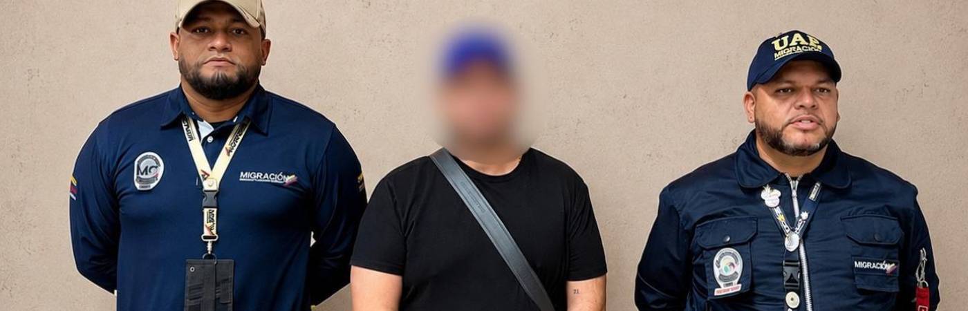 Este es el mexicano que fue detectado por Migración Colombia en el aeropuerto de Rionegro. FOTO: MIGRACIÓN COLOMBIA