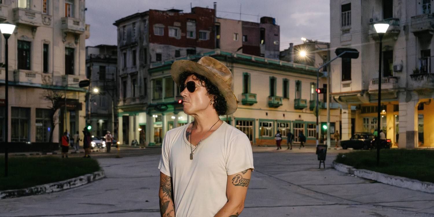 Esta gira es la celebración de más de tres décadas de carrera de un artista visionario y un compositor magistral que sabe reinventarse y conectar con nuevas generaciones. <b><span class=mln_small-caps_mln>/ FOTO: CORTESÍA JOSÉ GIRL</span></b>