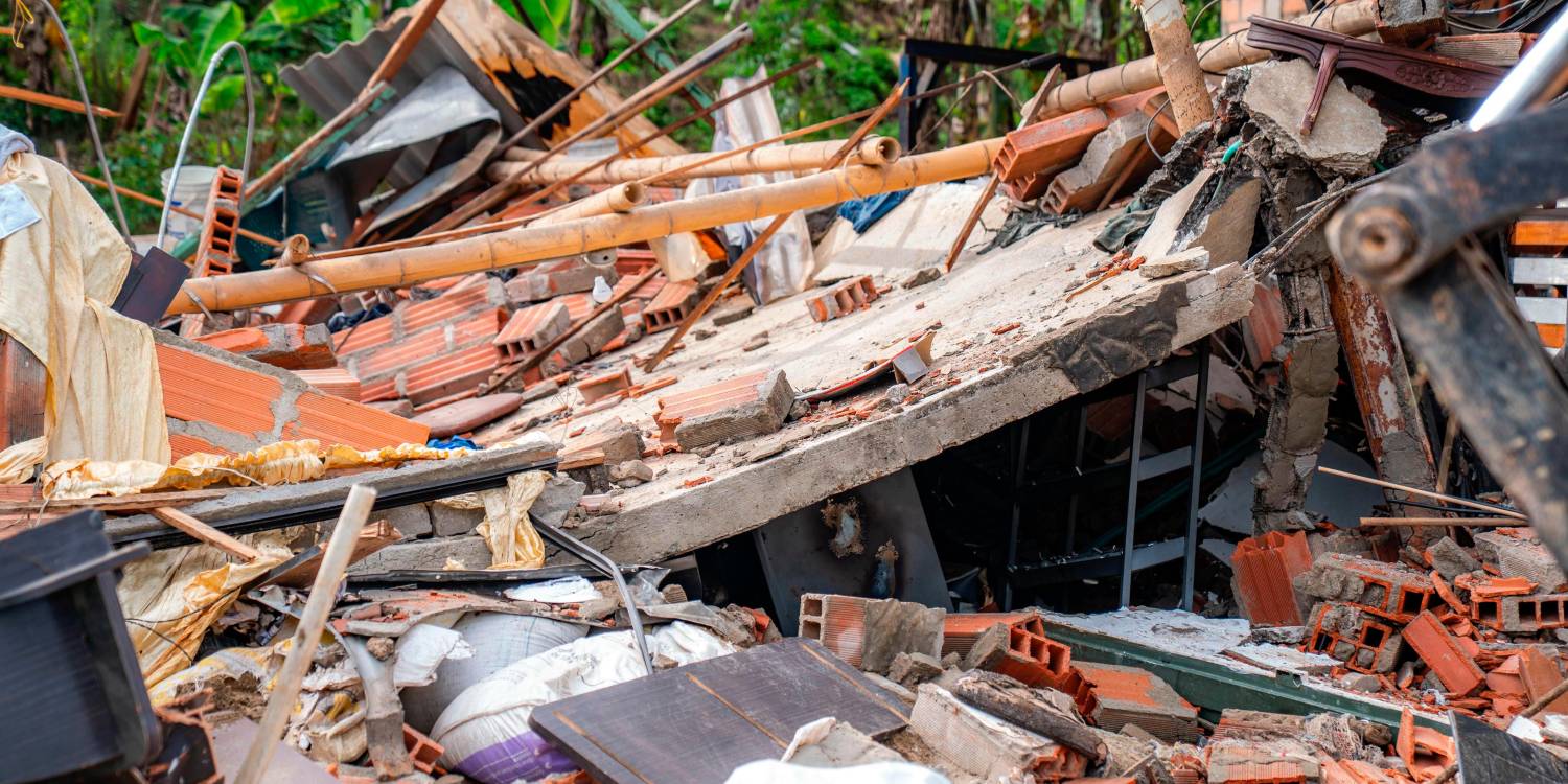 EN IMÁGENES: Emergencia en Barbosa: pipeta de gas explotó en un taller y dejó varios heridos