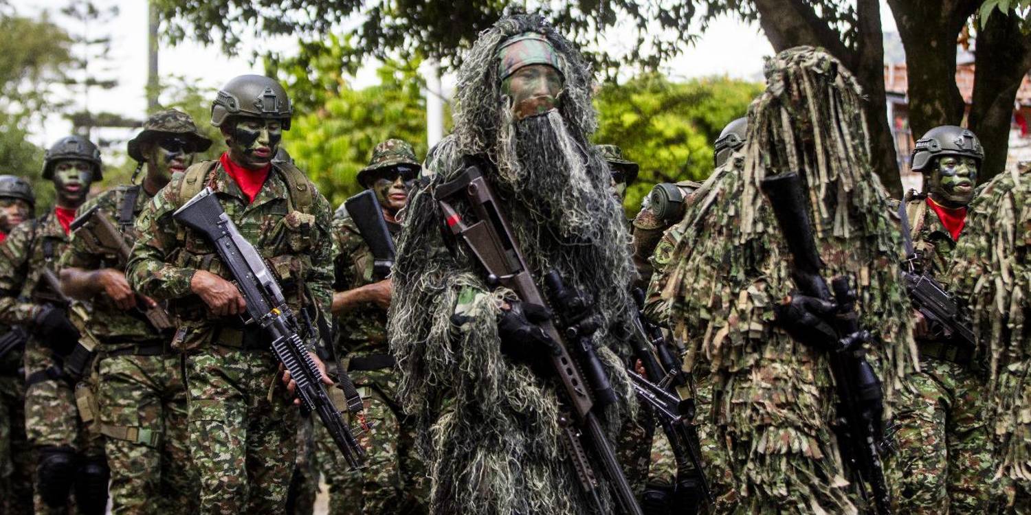 Camuflaje militar desfile 20 de julio en Medellín 2025. <b><span class=mln_small-caps_mln>/FOTO: JULIO HERRERA</span></b>