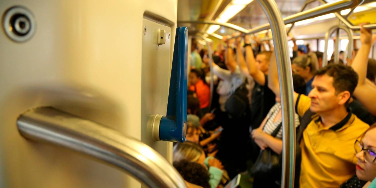 Palanca azul del Metro de Medellín. /FOTO: CORTESÍA METRO DE MEDELLÍN