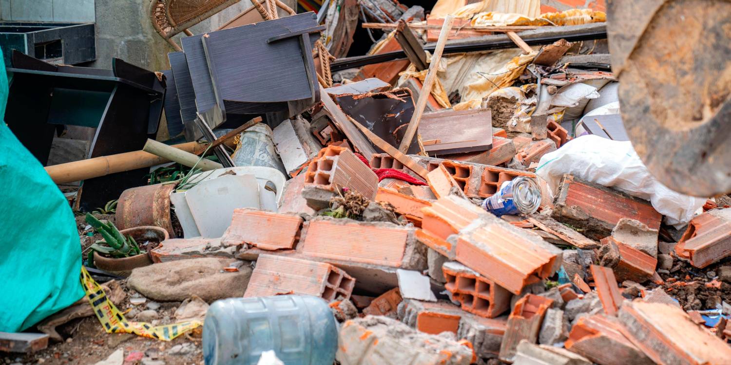 EN IMÁGENES: Emergencia en Barbosa: pipeta de gas explotó en un taller y dejó varios heridos