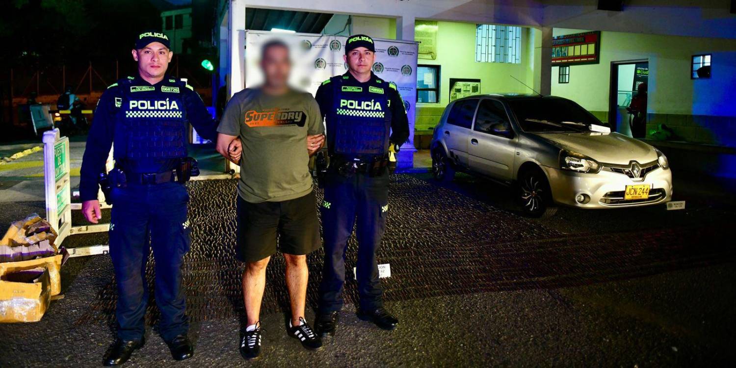 El sujeto capturado en el barrio Alfonso López porque llevaba munición para fusil en un carro. <b><span class=mln_small-caps_mln>/FOTO: CORTESÍA</span></b>