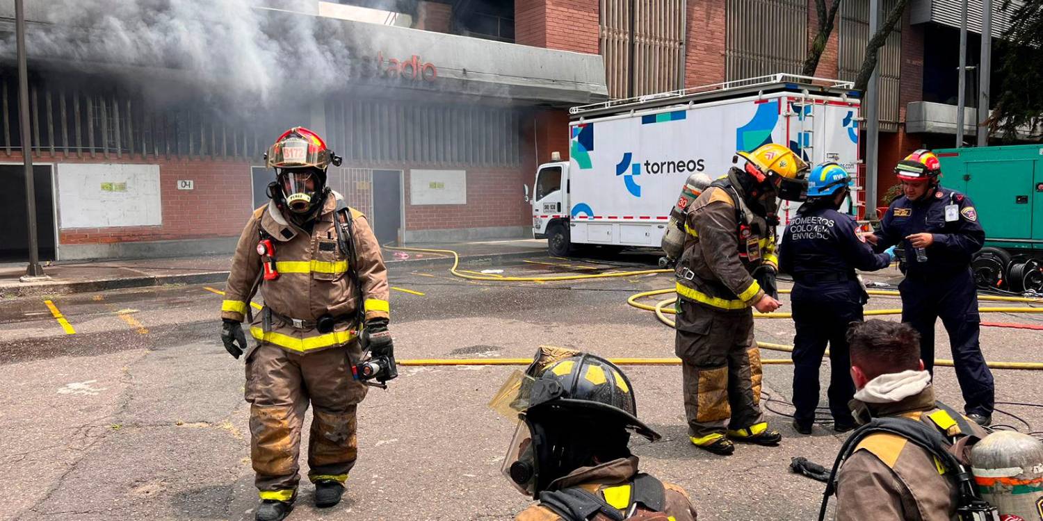 Incendio en el Polideportivo Sur de Envigado. /FOTO: CORTESÍA ALCALDÍA DE ENVIGADO